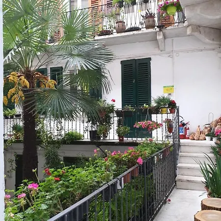 La Casa Di Daniele Hotel Brescia Buitenkant foto